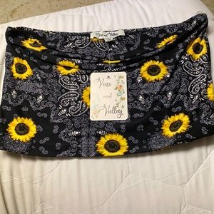 Vine and valley tube top sunflower top